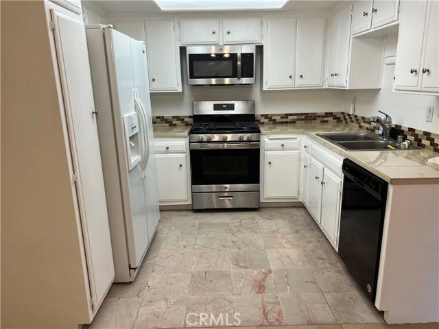 Laguna Niguel, CA 92677,24321 El Pilar #11