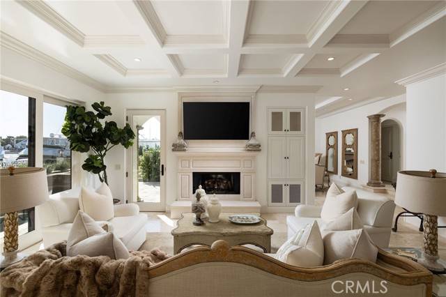 Huntington Beach, CA 92649,16111 Santa Barbara Lane