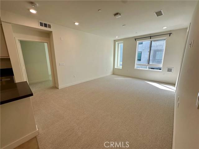Irvine, CA 92612,1326 Nolita