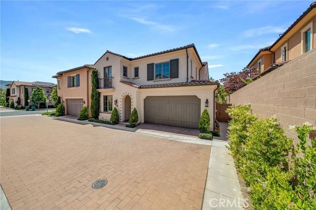 Irvine, CA 92602,127 Toretta
