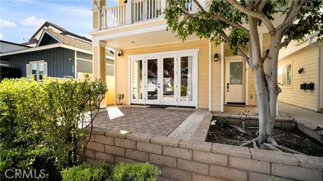 Corona Del Mar, CA 92625,431 Iris Avenue