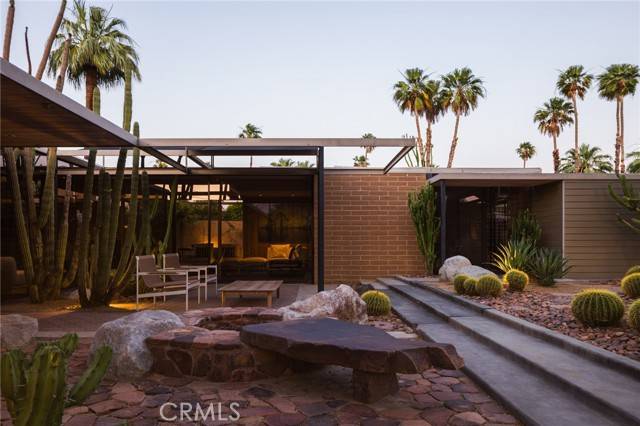 Palm Springs, CA 92262,1950 E Desert Palms Drive