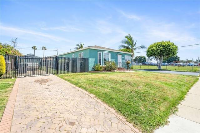 Inglewood, CA 90305,9232 S 7th Avenue
