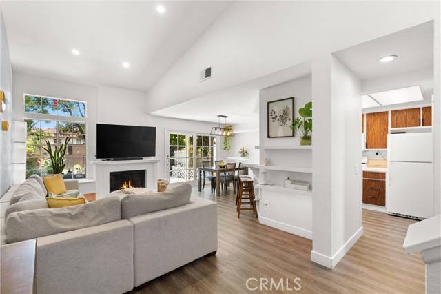 Tustin, CA 92782,2342 Aspen Street
