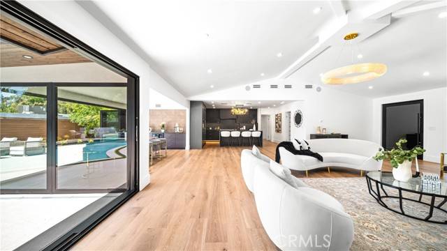 Tarzana, CA 91356,18823 La Amistad Place