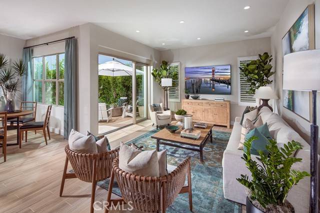 Irvine, CA 92618,116 Rimstone