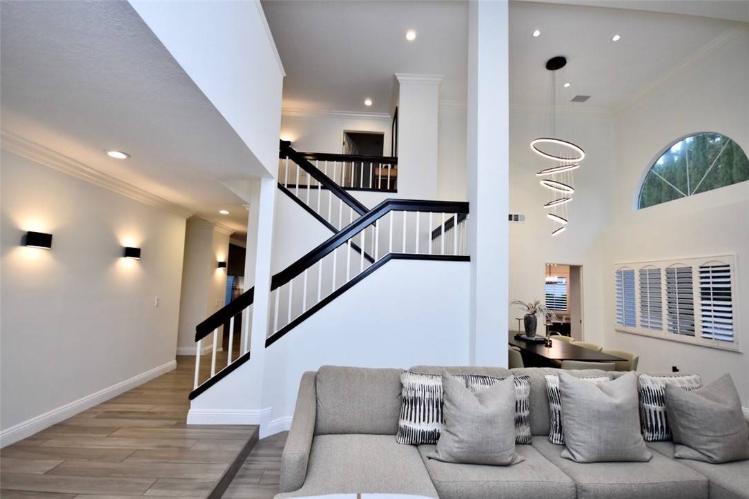 Irvine, CA 92614,20 Salerno