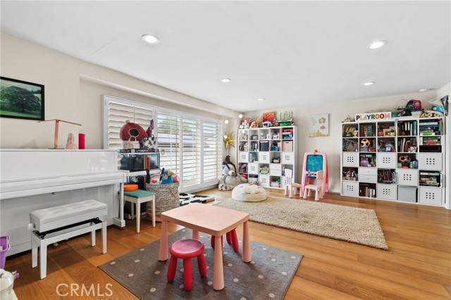 Yorba Linda, CA 92886,19521 Sandspoint Court