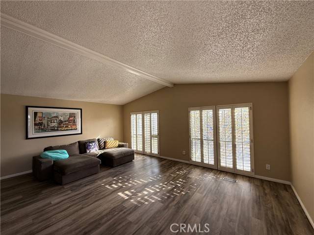 Huntington Beach, CA 92648,80 Huntington #514