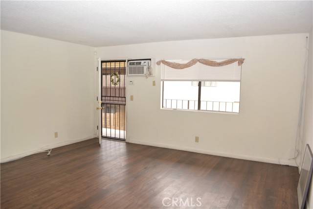 Paramount, CA 90723,15351 Orange Avenue #25