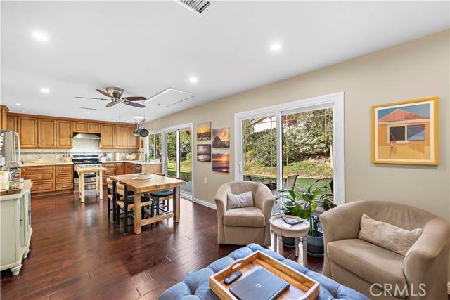 Mission Viejo, CA 92692,28041 VIA MACHADO