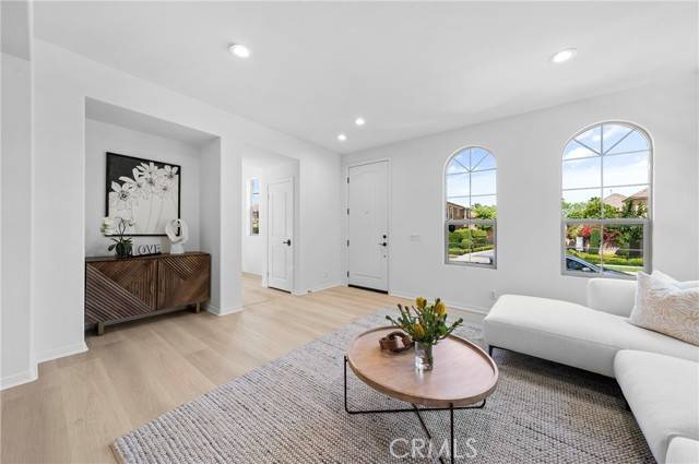 Irvine, CA 92620,97 Twin Gables