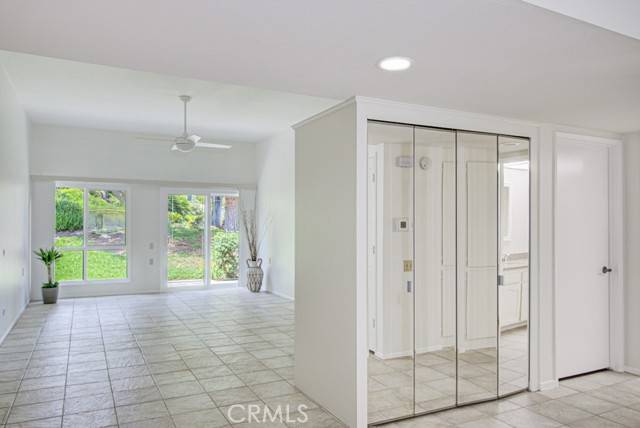Laguna Woods, CA 92637,3375 Punta Alta #A