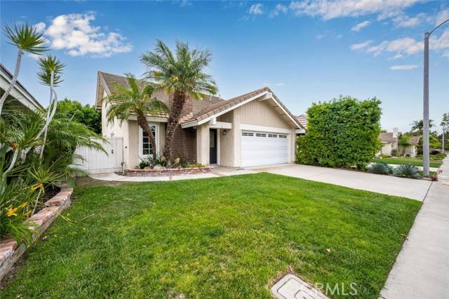 Irvine, CA 92604,3 Rock Springs