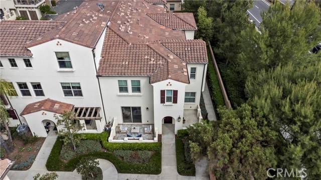 Irvine, CA 92618,166 Borrego