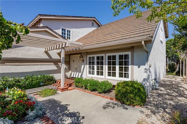 Mission Viejo, CA 92691,23552 Campestre