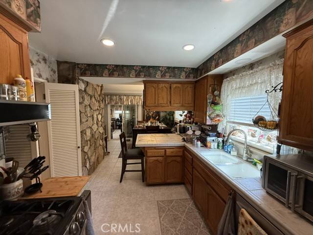 Huntington Beach, CA 92647,6142 Kimberly Drive