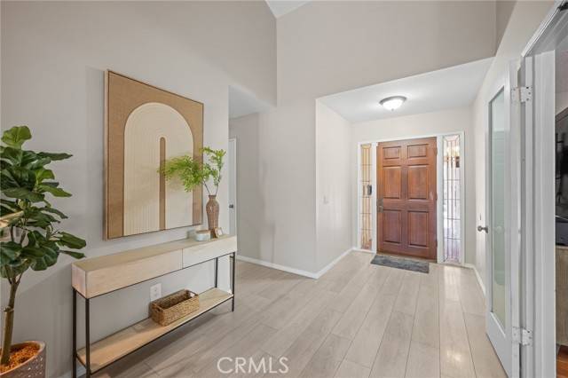 Lake Forest, CA 92630,22572 Charwood Circle