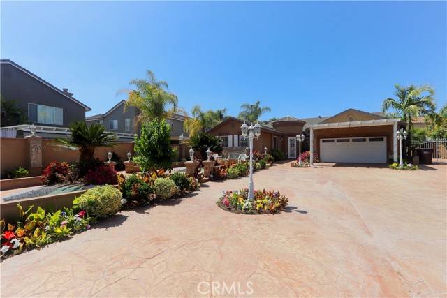 Murrieta, CA 92563,40203 Grenache Court