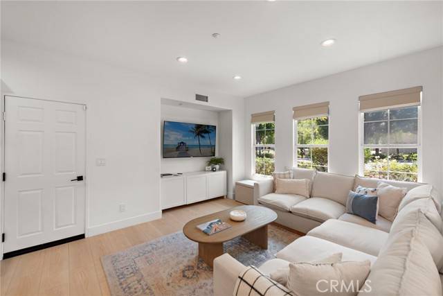 Ladera Ranch, CA 92694,109 Orange Blossom Circle