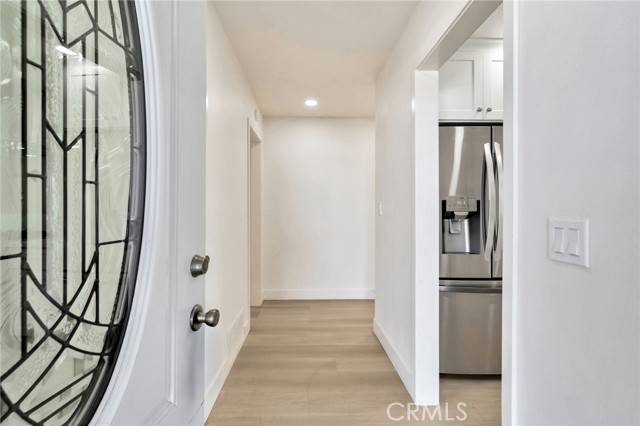 Huntington Beach, CA 92647,17121 Granada Lane