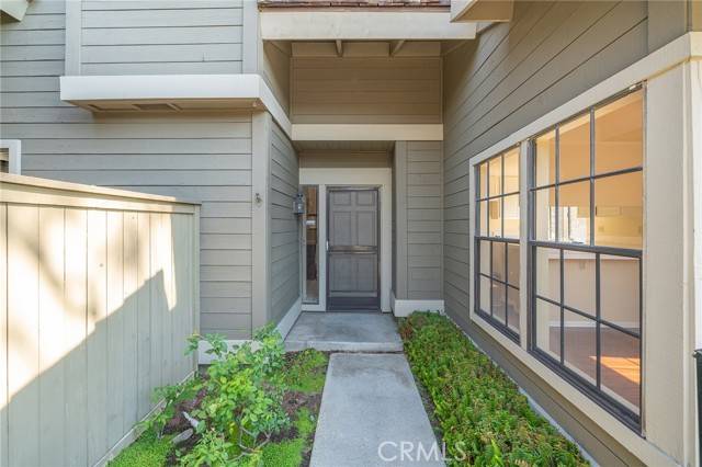Irvine, CA 92604,25 Lakeside #59