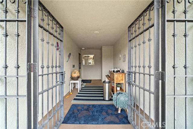 Laguna Woods, CA 92637,5369 Algarrobo #3F