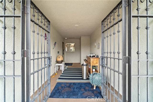Laguna Woods, CA 92637,5369 Algarrobo #3F