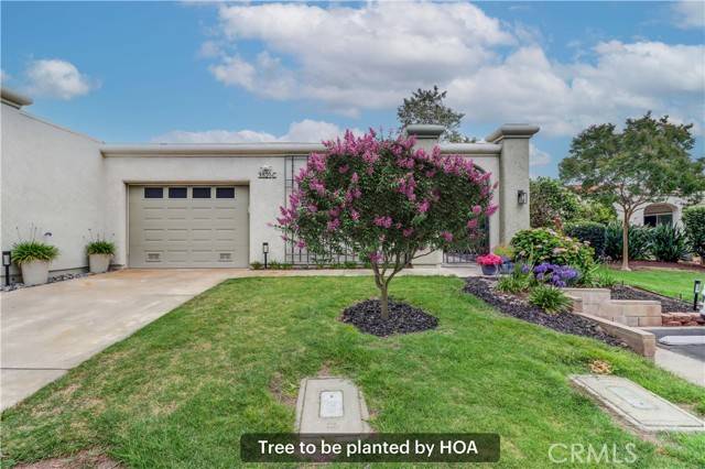 Laguna Woods, CA 92637,3521 Bahia Blanca #C
