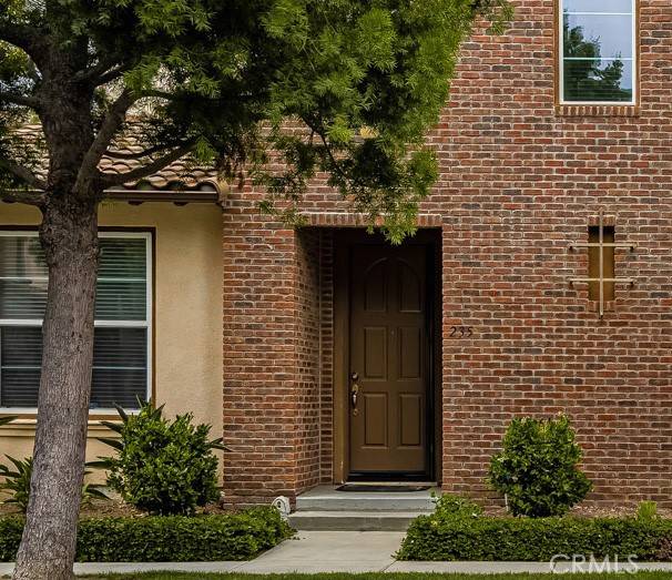 Irvine, CA 92603,235 Tall Oak