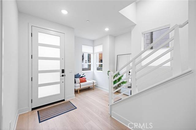 Tustin, CA 92782,2132 Skylar Place