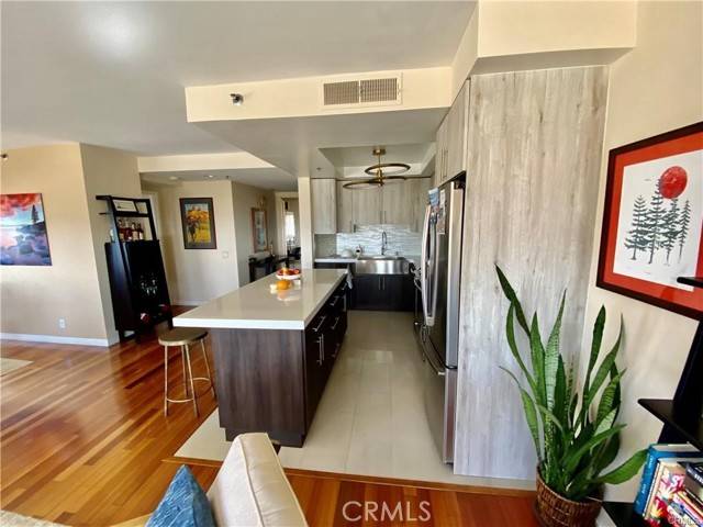 Long Beach, CA 90802,525 E Seaside Way #1203