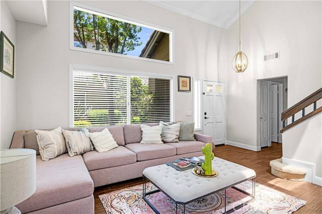 Rancho Santa Margarita, CA 92688,215 Encantado