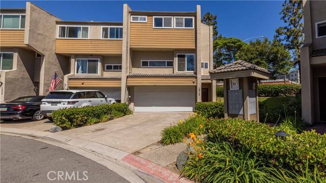 Huntington Beach, CA 92648,18706 Racquet Lane