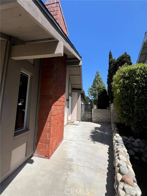 Lake Forest, CA 92630,22402 Goldrush
