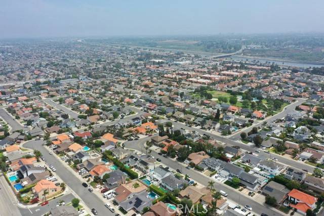 Huntington Beach, CA 92646,21822 Seacrest Lane