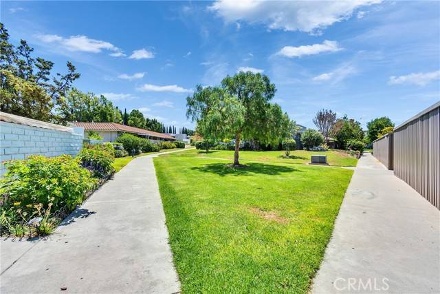 Laguna Woods, CA 92637,2119 Via Puerta #Q