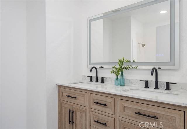 Garden Grove, CA 92843,13801 Shirley Street #14