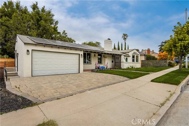 Los Angeles, CA 90056,6005 S La Brea Avenue
