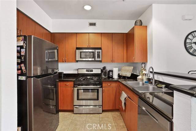 Anaheim, CA 92805,1801 E Katella Ave #3147