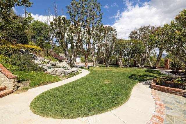 Laguna Hills, CA 92653,25611 Rangewood Road