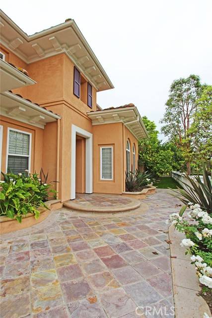 Irvine, CA 92602,30 Pacific Grove