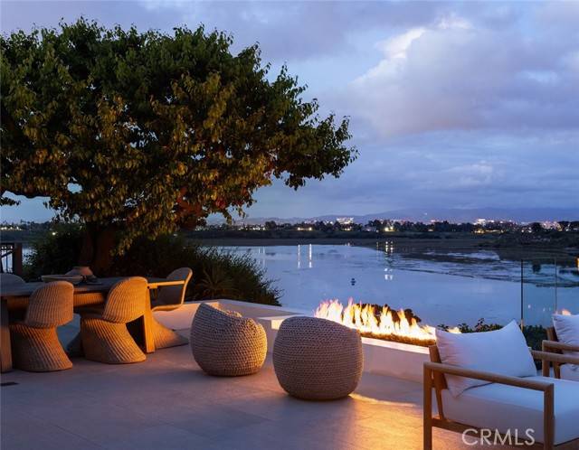 Newport Beach, CA 92660,1936 Galaxy Drive
