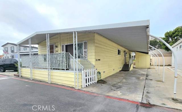 Huntington Beach, CA 92648,80 Huntington St #701
