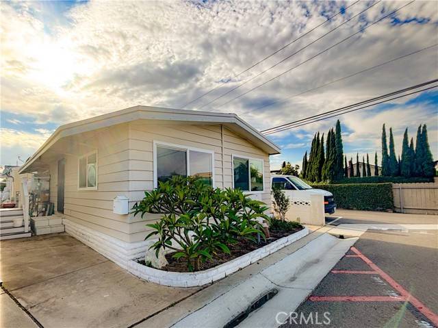 Santa Ana, CA 92704,12062 W Edinger #46