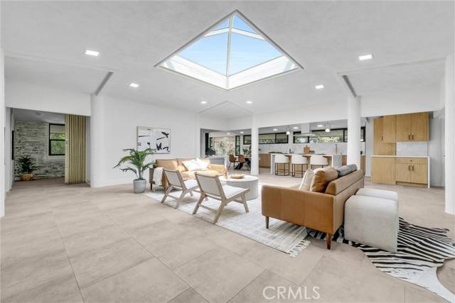 Riverside, CA 92506,15495 Washington Street