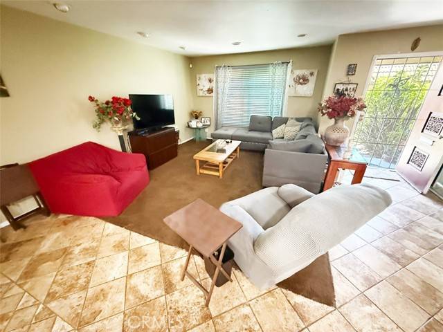 Aliso Viejo, CA 92656,23356 Via San Miguel