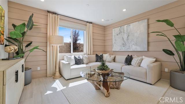 Santa Paula, CA 93060,508 Checkerbloom Lane