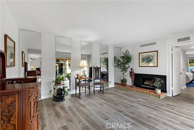 Anaheim, CA 92807,1724 N Oakwood Avenue
