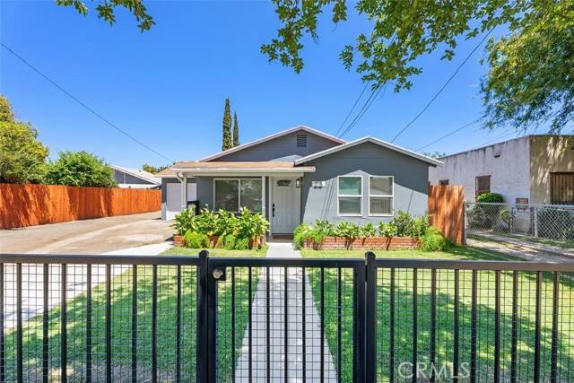 Santa Ana, CA 92701,217 N Mcclay Street